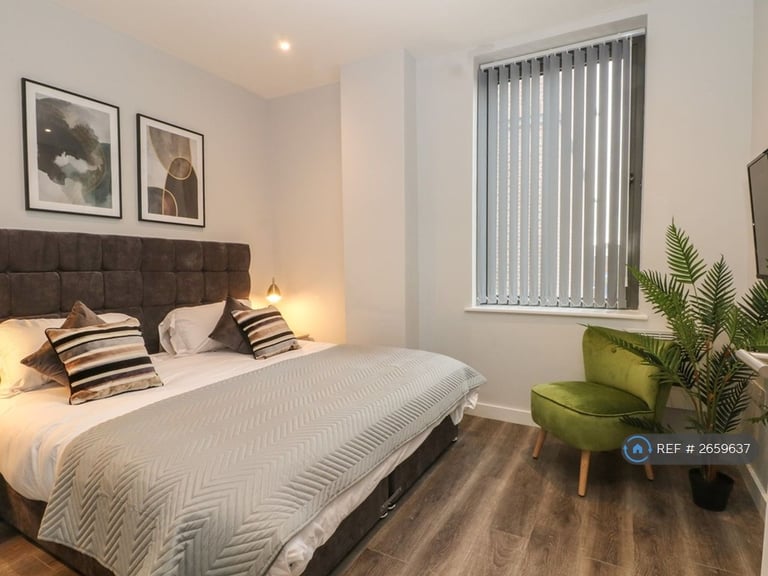 2 bedroom flat in Tudor Place, Waterloo, Liverpool, L22 (2 bed) (#2659637)