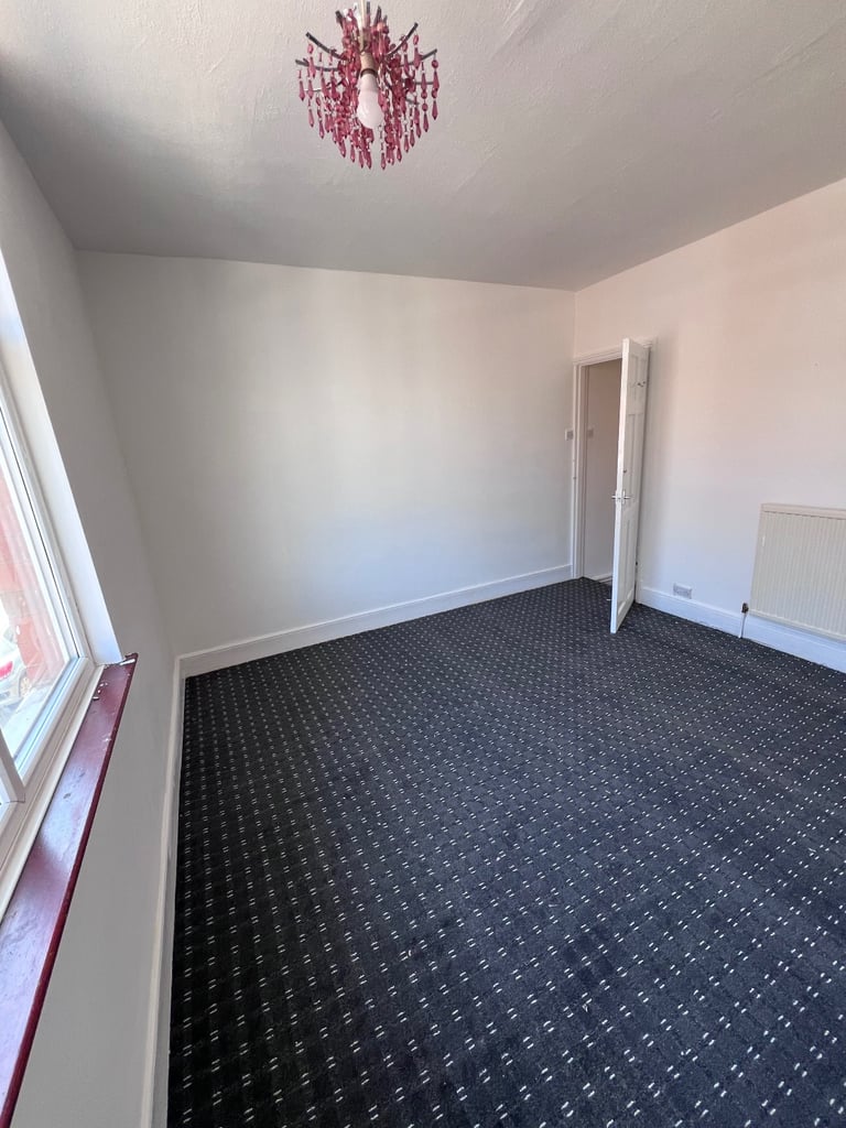2 Bed Terraced House, Rowan Street, LE3 - Available from 22 November 2025
