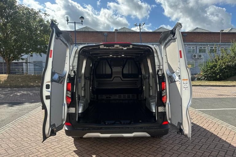 2025 Ford Transit Custom 320 Trail L1 SWB FWD 2.0 EcoBlue 136ps, LANE KEEPING AID, REAR VIEW CAME...