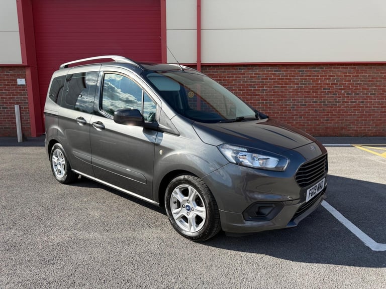 image for 2019 Ford Tourneo Courier 1.5 TDCi Zetec Euro 6 5dr MPV Diesel Manual