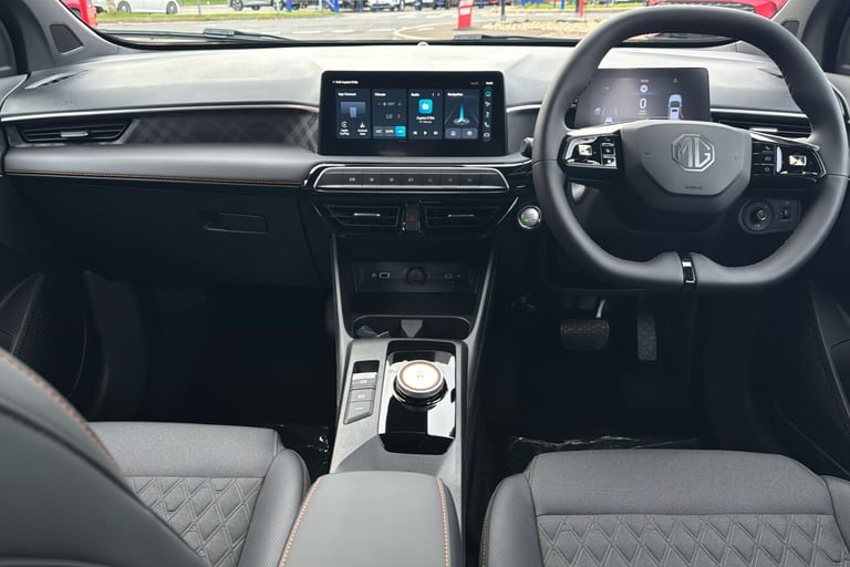  MG Mg3 1.5 Hybrid Plus Mhev Trophy Hatchback 5dr Petrol Hybrid Auto Euro 6 s/s