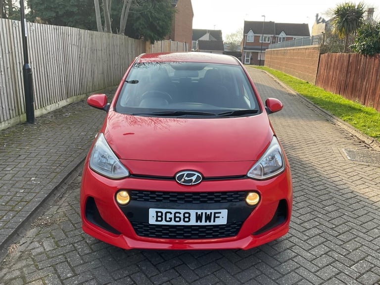 HYUNDAI I10 1.0 SE 5dr,  Low mileage, full service history, cheap road tax