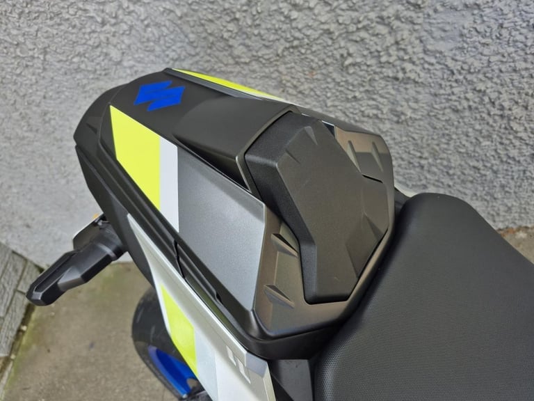 Suzuki GSX-S1000 GSXS1000 