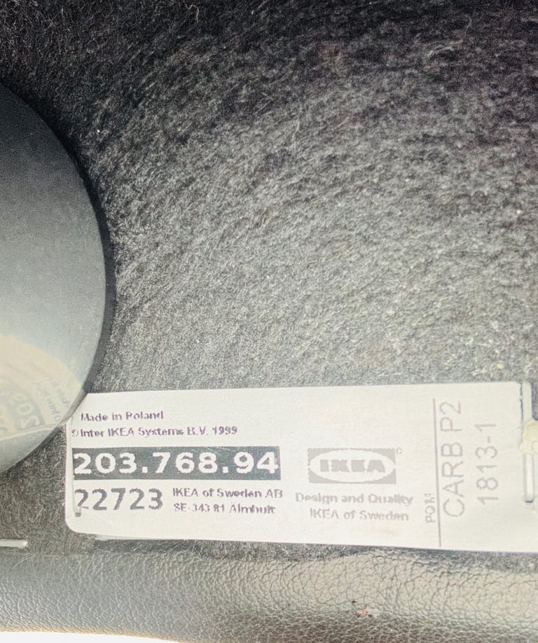 1 IKEA 2 seater