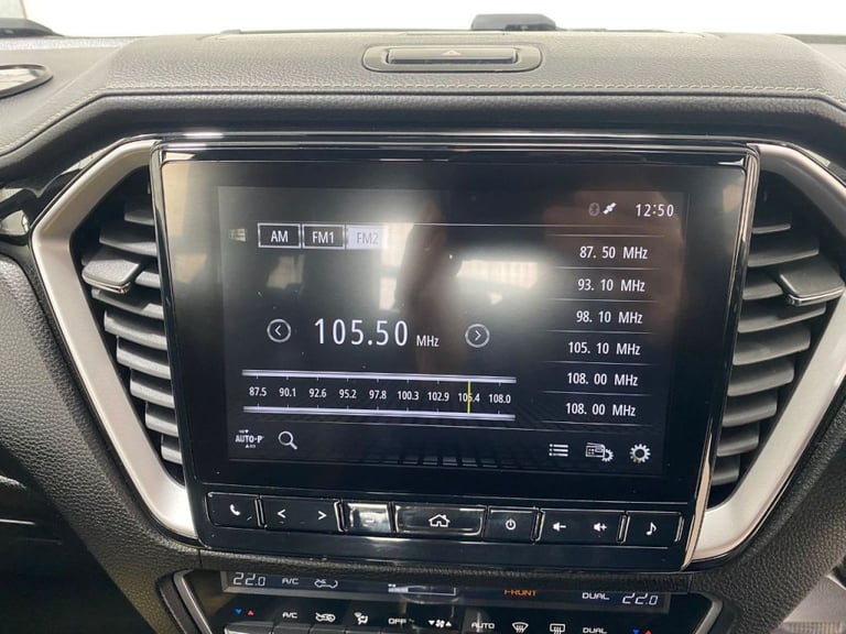  Isuzu D-max 1.9 V-Cross Double Cab 4x4 Auto Diesel