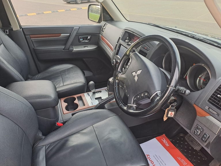 2014 Mitsubishi Shogun 3.2 DI-DC SG3 Auto 4WD Euro 5 5dr LWB ESTATE Diesel Automatic