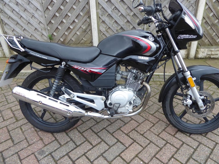 YAMAHA YBR 125 08 REG VERY LOW MILES NEW BATTERY 1 YEARS MOT