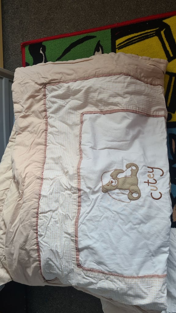 Mammas and Pappas original cot and bedding 