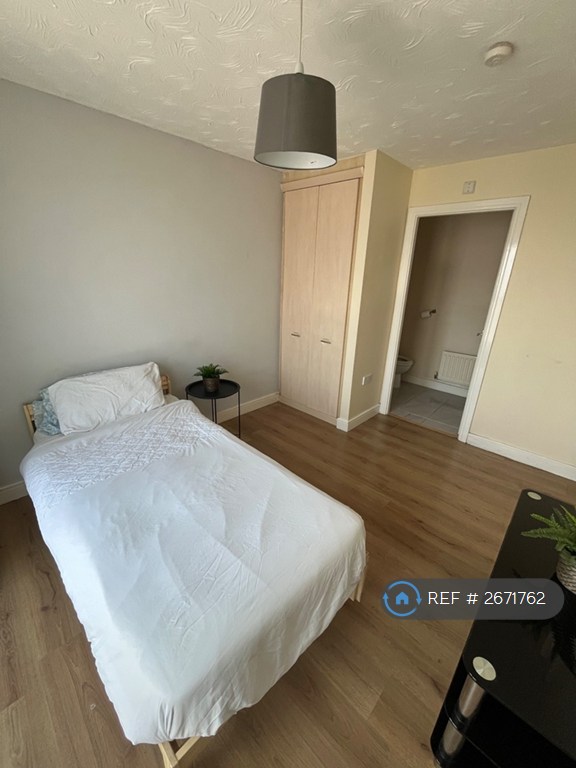 4 bedroom house in Primrose Close, Luton, LU3 (4 bed) (#2671762)