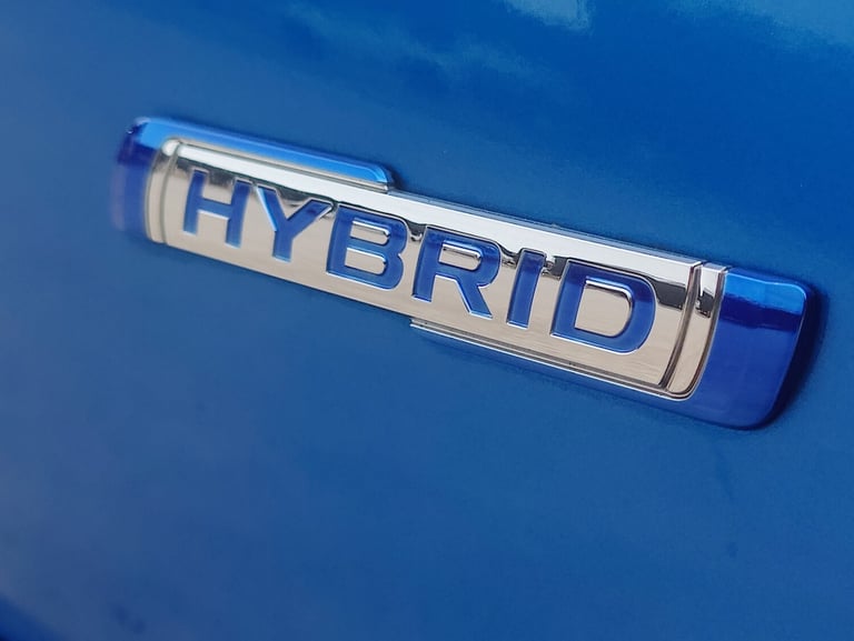 SUZUKI SWIFT; HYBRID; APPLE &amp; ANDROID CAR PLAY; BLUE; ULEZ COMPLIANT;-5 DOOR;