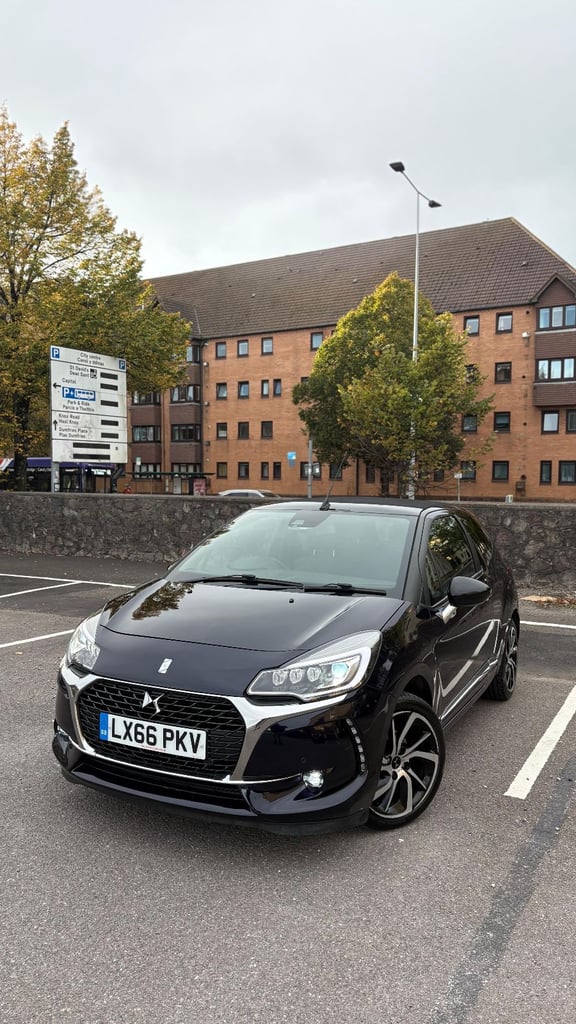 image for DS, DS 3, Convertible, 2016, Manual, 1199 (cc), 3 doors