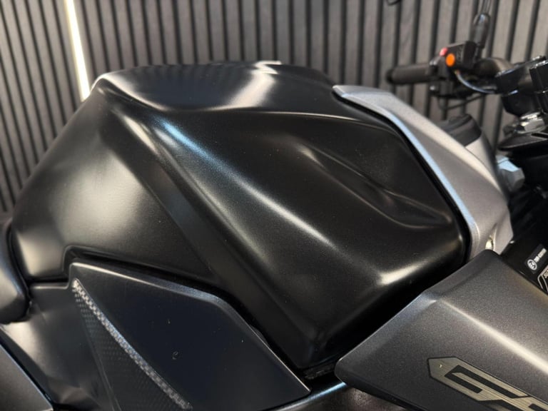 2016 Suzuki GSR750 750