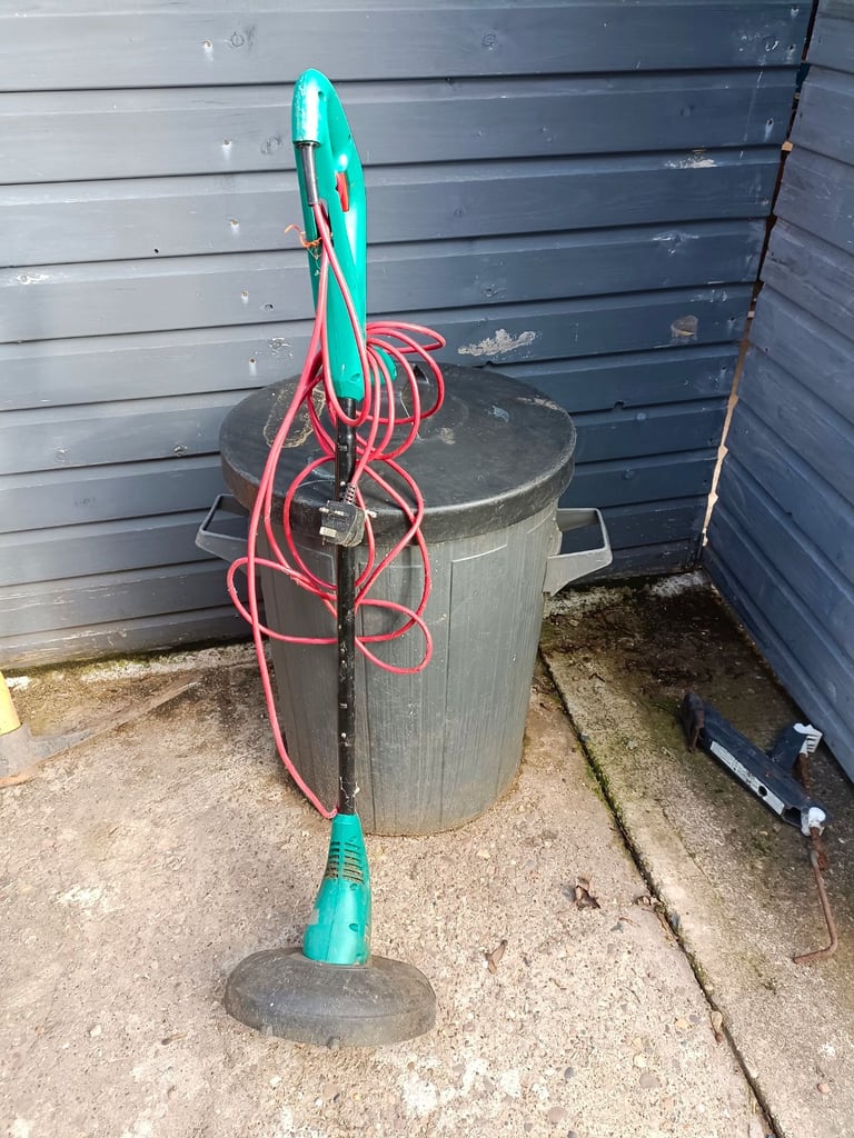 Electric grass trimmer