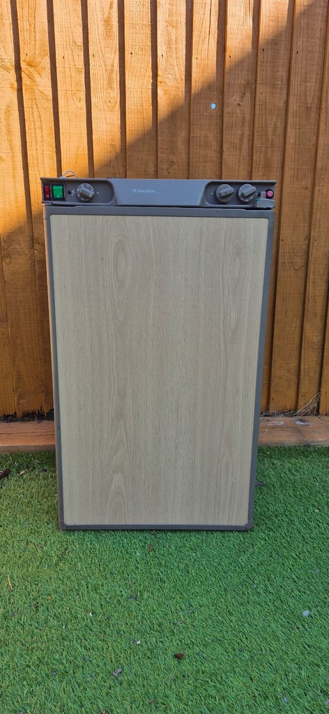 ELECTROLUX RM4270 3way fridge freezer for caravan motorhome boat camper.