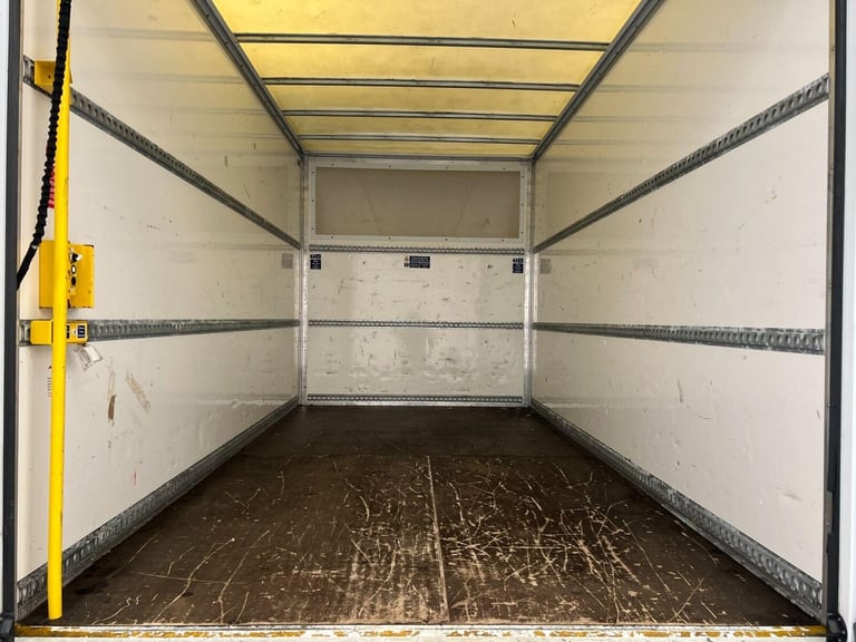 2023 Ford Transit 2.0 350 EcoBlue Leader FWD L4 Euro 6 (s/s) 2dr Luton Diesel Manual