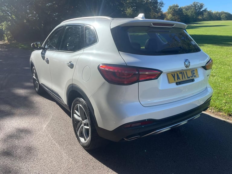 2022 MG MG HS 1.5 T-GDI Exclusive DCT Euro 6 (s/s) 5dr ESTATE Petrol Automatic