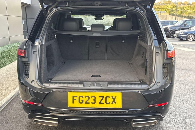 2023 Land Rover Range Rover Sport 3.0 P440e 38.2kWh Dynamic SE SUV 5dr Petrol Plug-in Hybrid Auto...