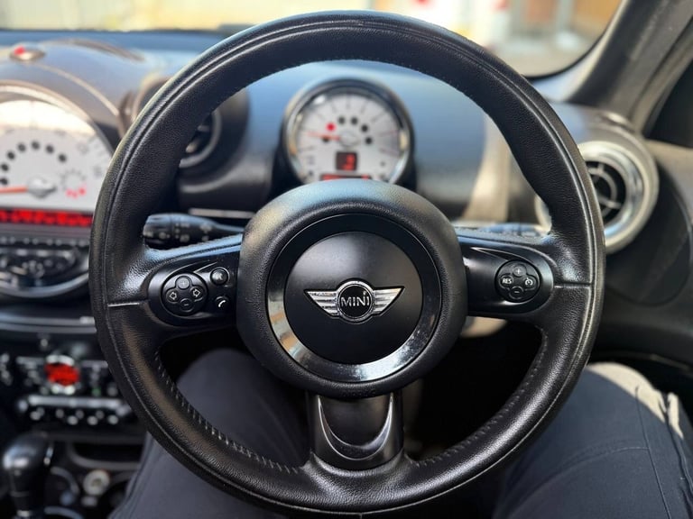 2012 MINI Countryman 16 Cooper 5dr Auto HATCHBACK Petrol Automatic