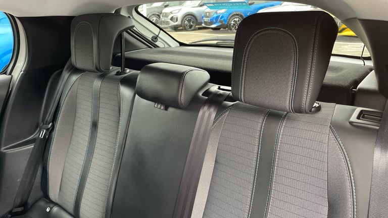 2022 Peugeot 208 1.2 PureTech Allure Premium Hatchback 5dr Petrol EAT Euro 6 (s/s) (100 ps) Hatch...