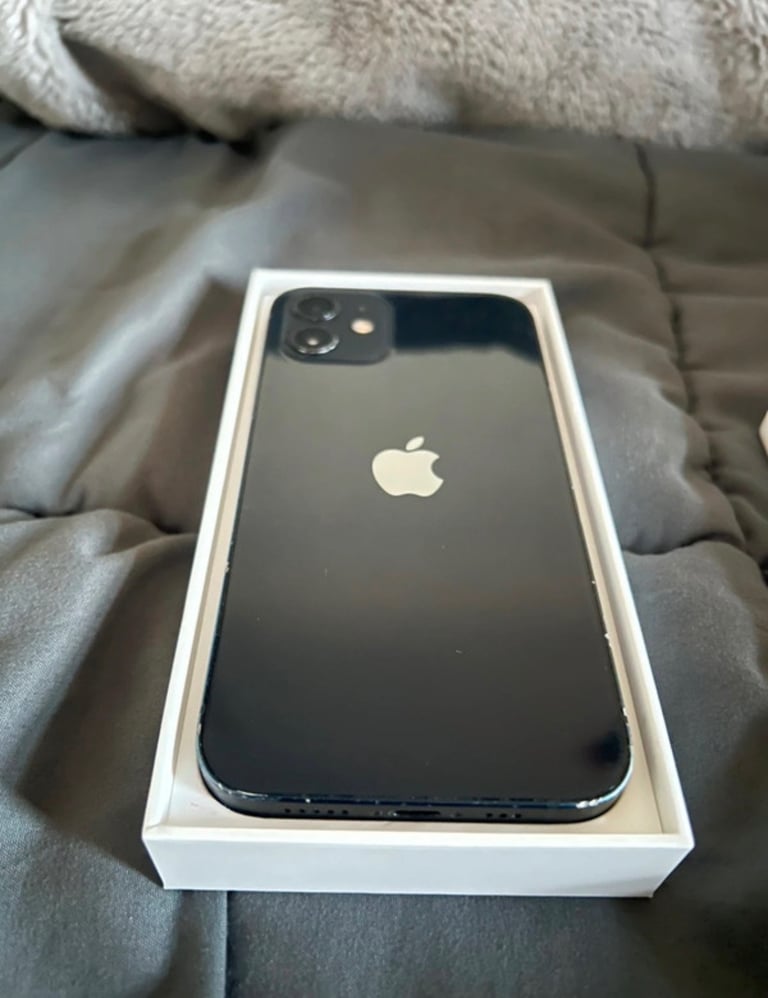 Apple iPhone 12 64GB 