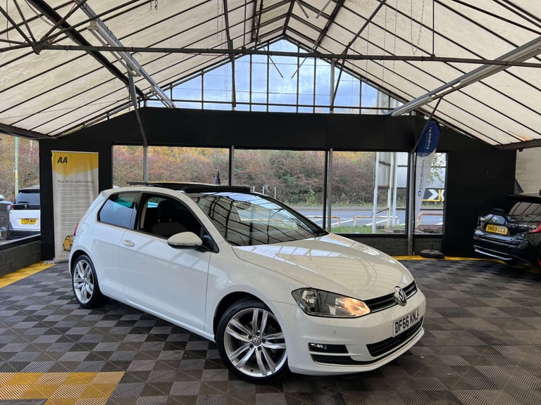 image for 2016 Volkswagen Golf 2.0 Golf GT Edition TDI BlueMotion Technology 3dr Hatchback Diesel Manual