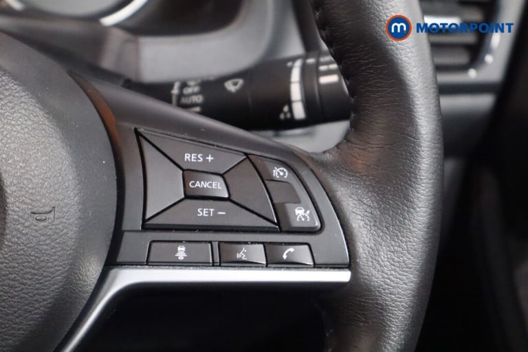 2022 Nissan Leaf 110kW N-Connecta 39kWh 5dr Auto Hatchback Electric Automatic