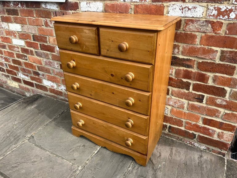 Large Solid Pine Chest of Drawers - Good Condition 