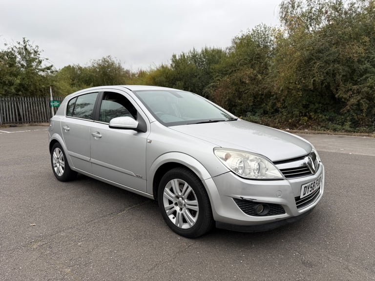 image for Vauxhall, ASTRA, Hatchback, 2008, Manual, 1910 (cc), 5 doors