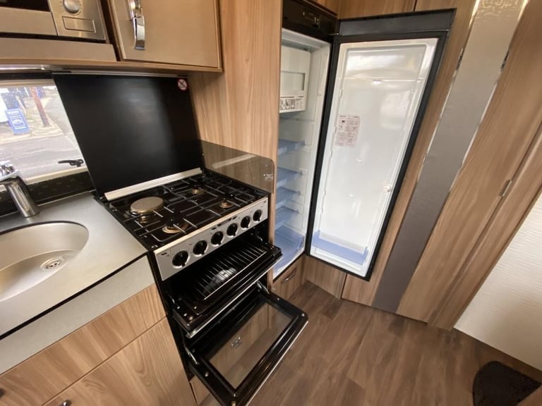2019 SWIFT ELEGANCE 480 TOURING CARAVAN