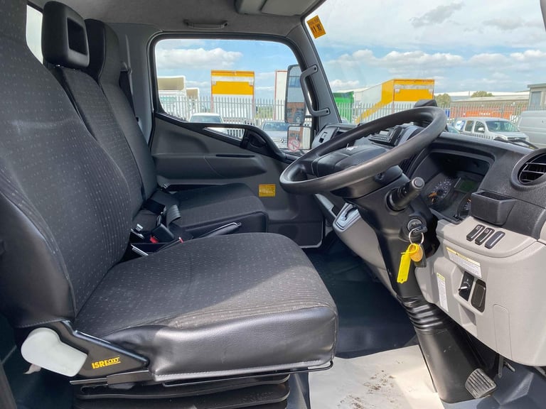 MITSUBISHI FUSO CANTER 7C18 7.5 TONNE BOX VAN 2021 – CN70 UYH