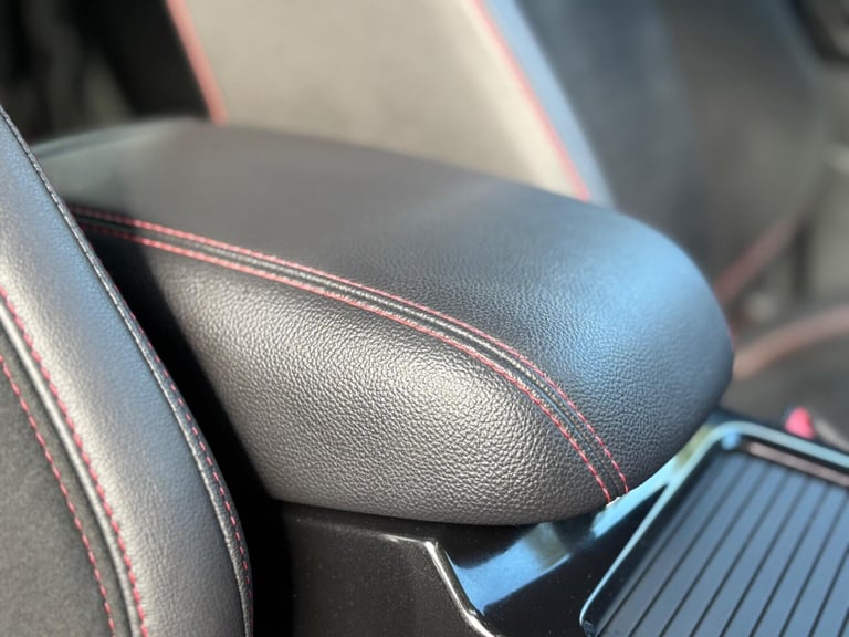2019 Ford Kuga 1.5T EcoBoost ST-Line Edition Euro 6 (s/s) 5dr HATCHBACK Petrol Manual