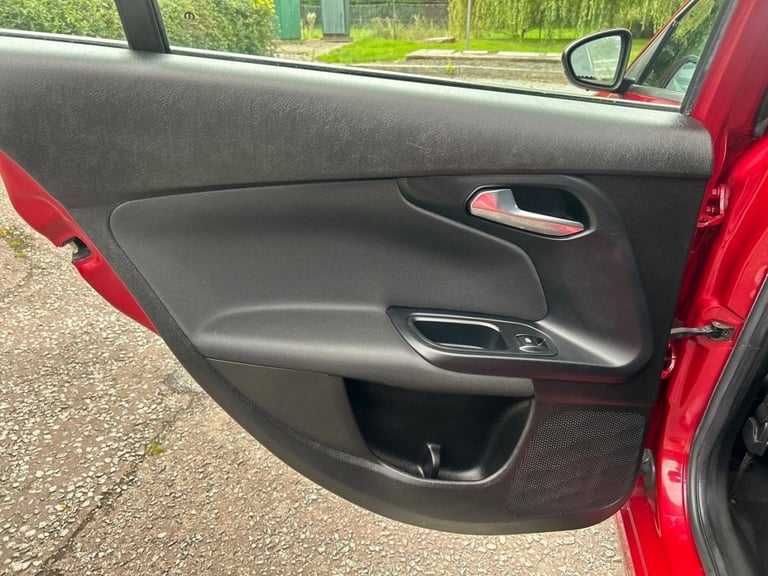 2019 Fiat Tipo 1.4 MPI Easy Plus Hatchback 5dr Petrol Manual Euro 6 (95 ps) Hatchback Petrol Manual