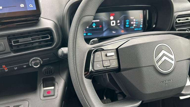 2025 Citroen Berlingo 1.5 BlueHDi 130ps Plus [5 seat] EAT8 WINDOW VAN DIESEL Automatic