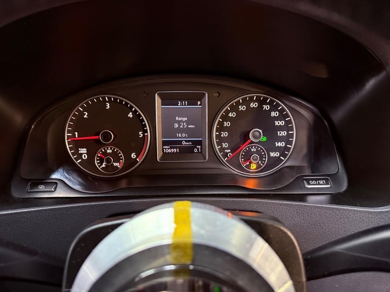 2011 Volkswagen Caravelle 2.0 TDI Executive DSG Euro 5 5dr MPV Diesel Automatic