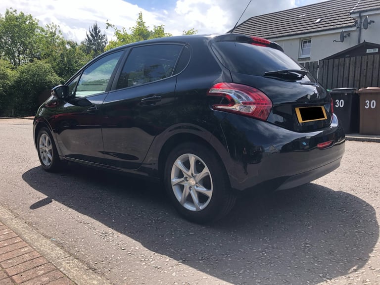 PEUGEOT 208 1.4 HDI STYLE(2 OWNERS,82K,FSH,GOOD MOT,£20 TAX,HIGH SPEC,MINT)