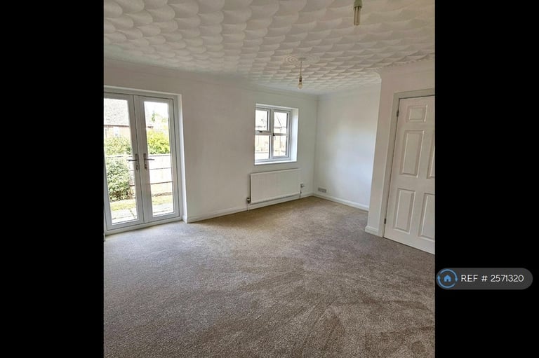 3 bedroom house in Church Street, Gawcott, Buckingham, MK18 (3 bed) (#2571320)