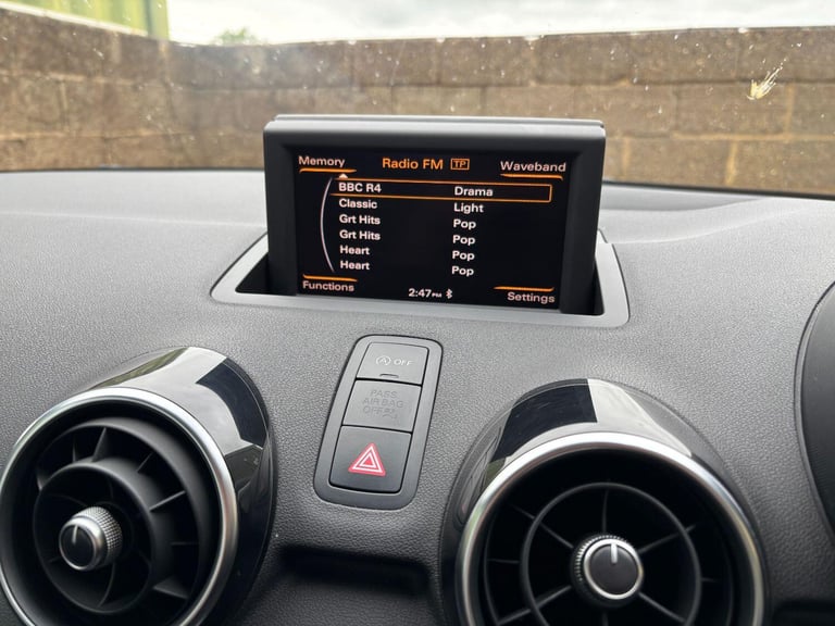 AUDI A1 1.4 TFSI S line 2011