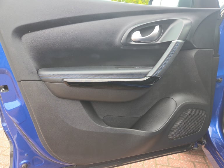 2019 Renault Kadjar 1.5 Blue dCi S Edition 5dr EDC HATCHBACK DIESEL Automatic