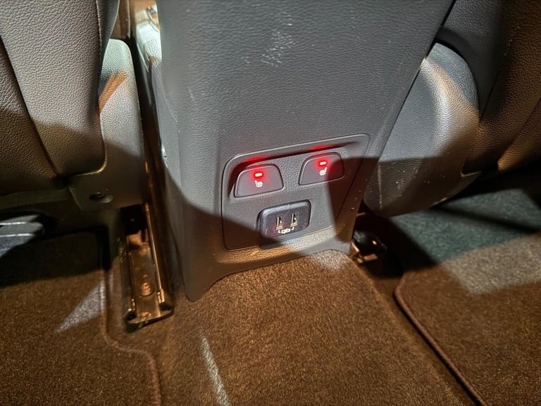 VAUXHALL ASTRA 1.4i Turbo Elite Nav Euro 6 5dr 2017