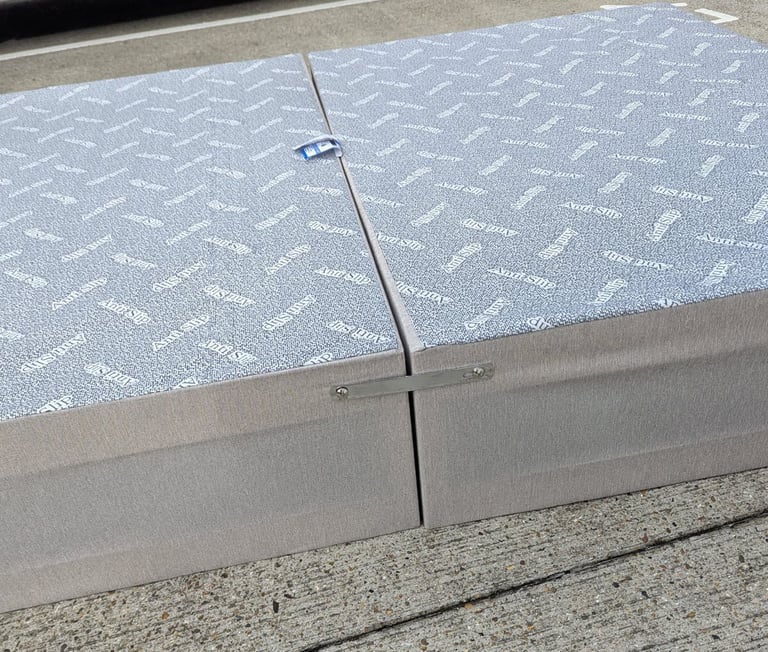 Bed double bed Divan Bed FREE Delivery