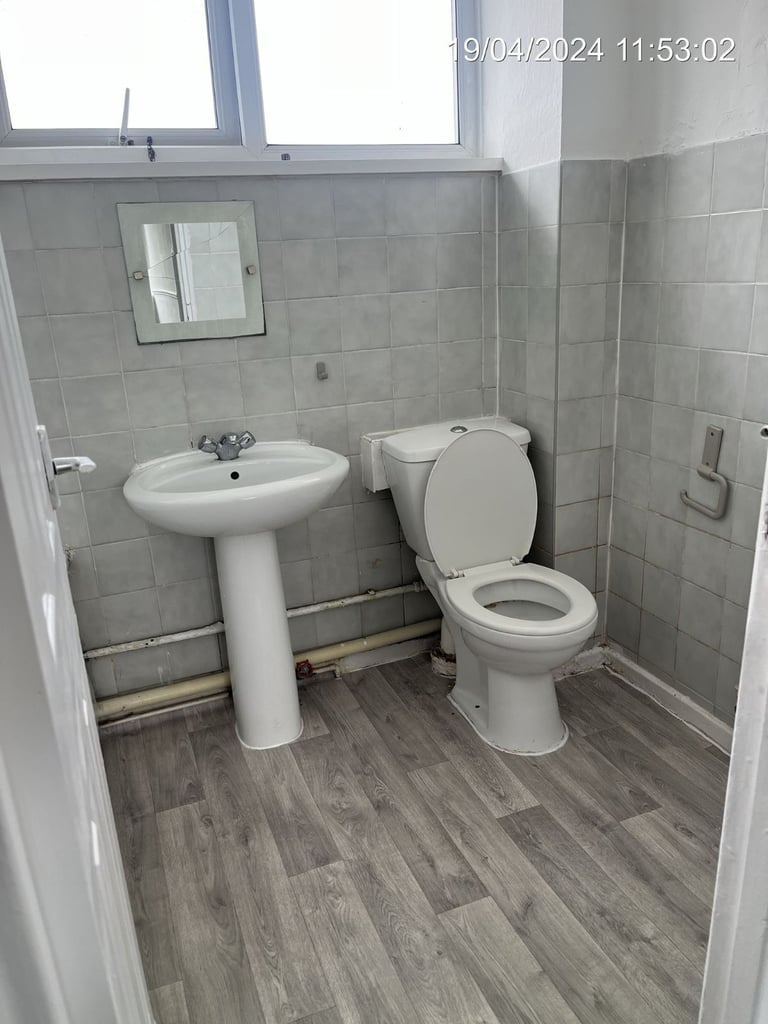 Spacious 2 bedroom house in Abbey Wood on Eynsham Drive