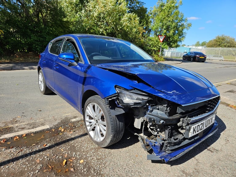 2021 21  SEAT LEON 1.0 TSI EVO SE Dynamic 5dr Blue Damaged Salvage