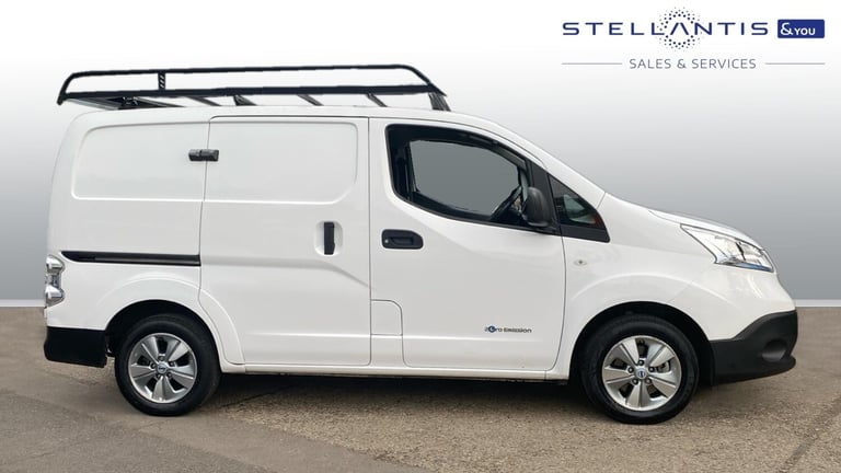 2021 Nissan NV200 40kWh Tekna Panel Van 5dr Electric Auto SWB (Quick Charge) (109 ps) Panel Van E...