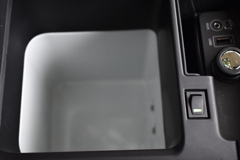 2014 Land Rover Range Rover V8 AUTOBIOGRAPHY+11 Services carried out! Estate Petrol Automatic