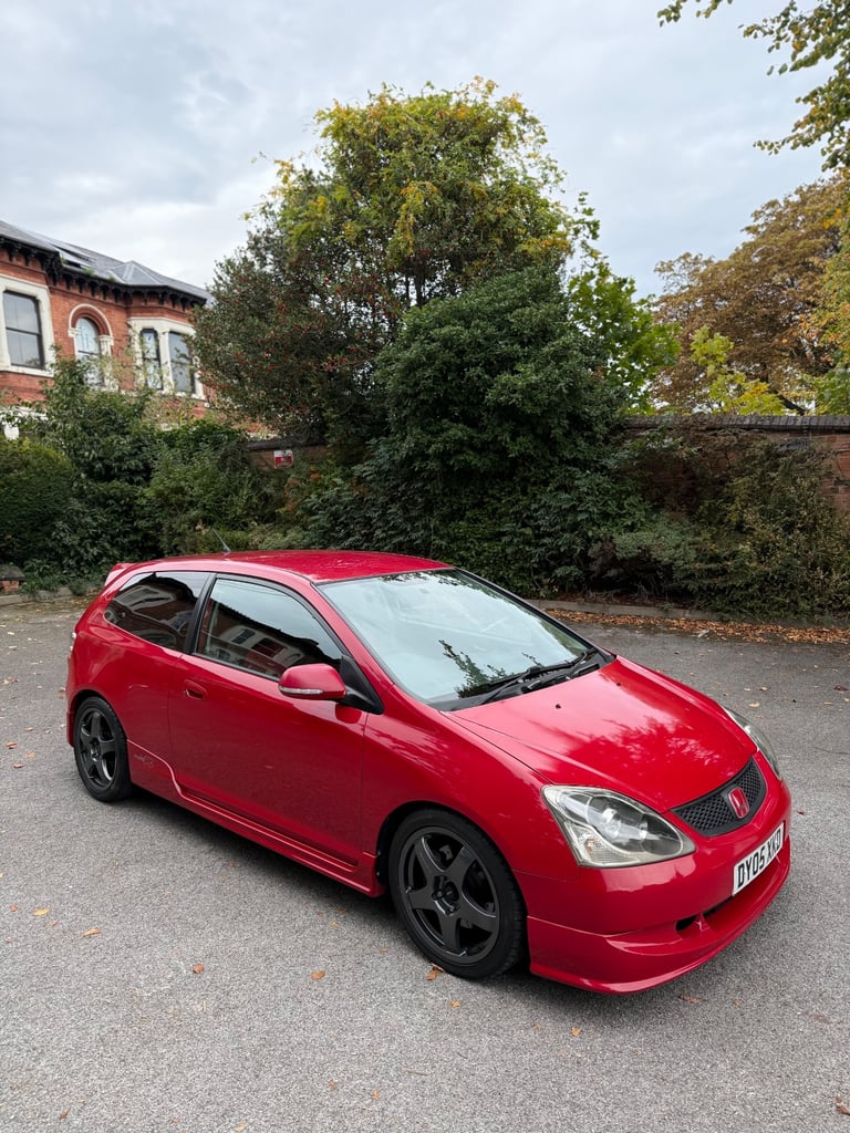 2005/05 Honda Civic Type R EP3 - Milano Red - MOT Oct 26