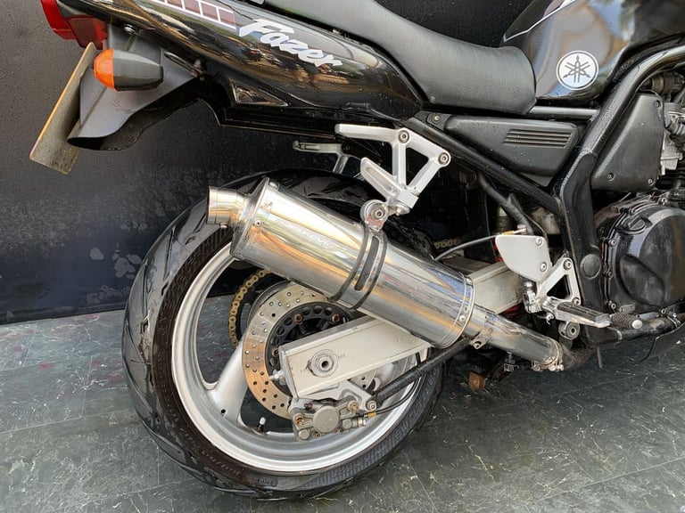 YAMHA FZS 600 FAZER PROJECT BIKE