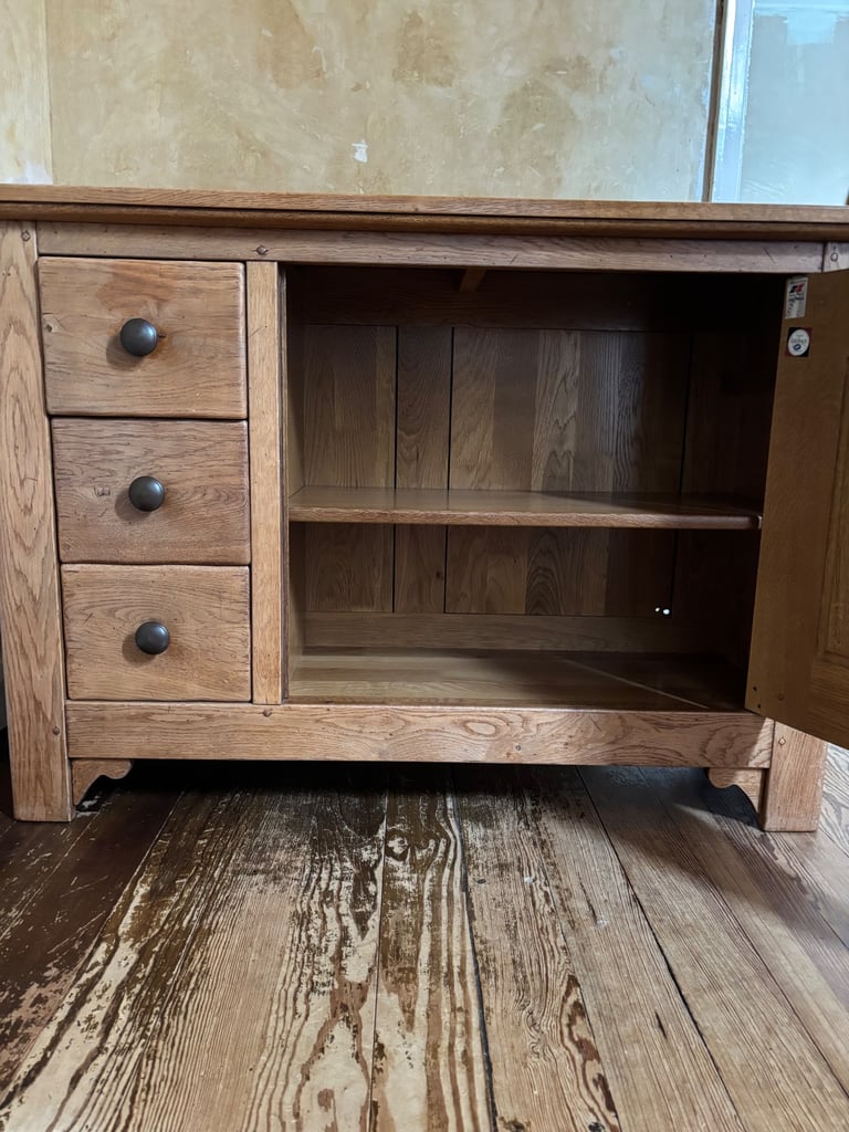 Solid Oak Sideboard – Made in France (“Châtaigne”)