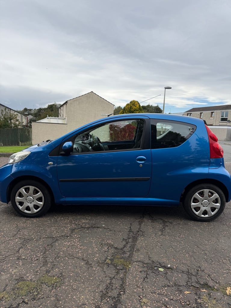 2011 Peugeot 107 1.0 Urban 3dr HATCHBACK Petrol Manual