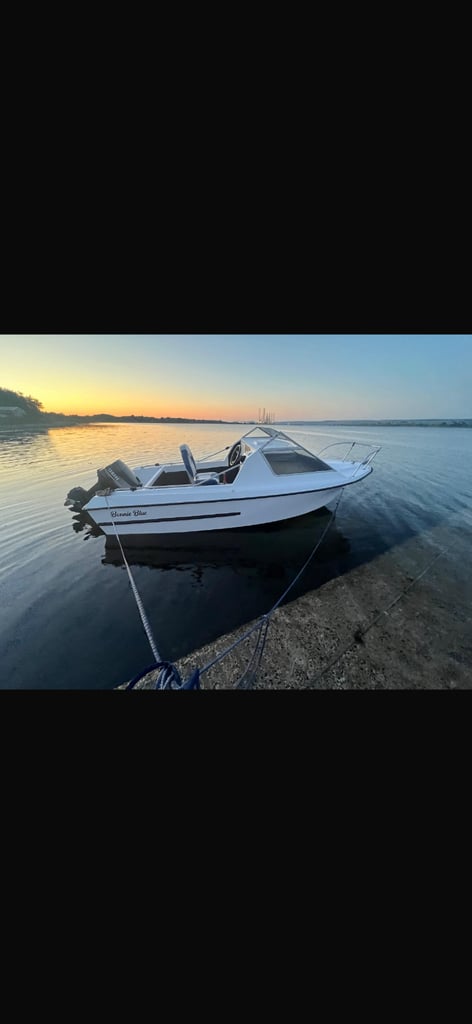17ft cabin cruiser boat