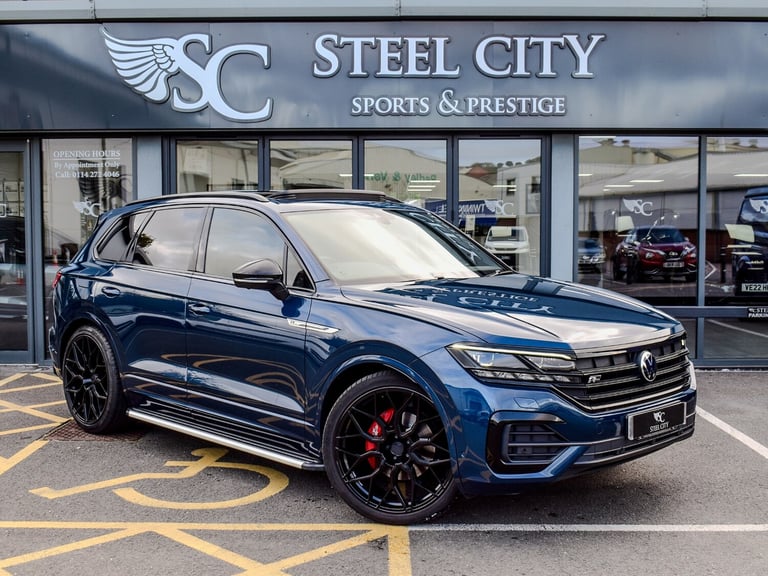 image for 2020 Volkswagen Touareg 3.0 V6 TDI 4Motion Black Edition 5dr Tip Auto ESTATE Diesel Automatic
